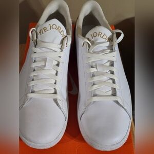 Mens size 14  Air Jordan 1 Centre